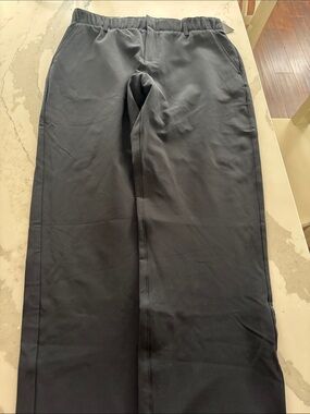 Under Armour Women's Black Athletic Pants